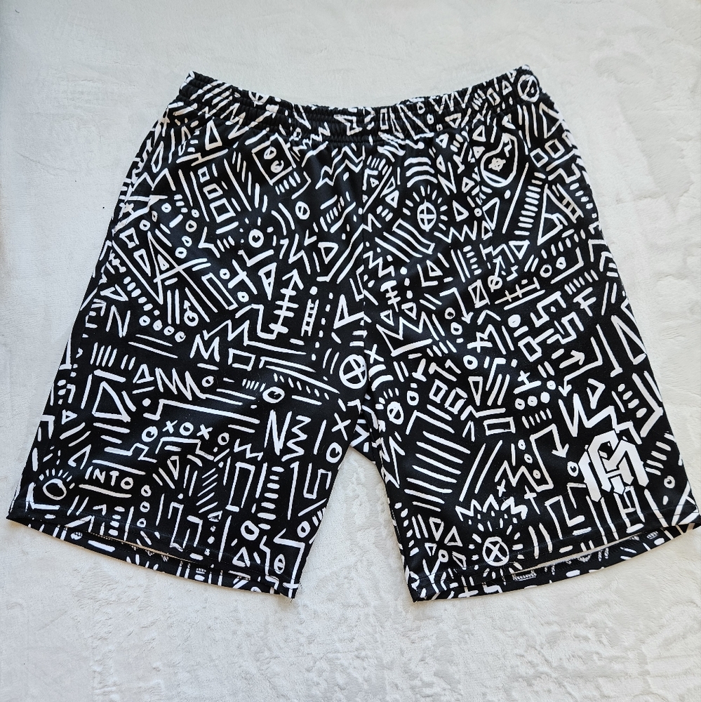 Into the AM Printed Athletic Shorts Streetwear Comfort size 34 Black White